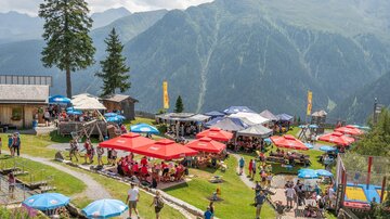 Sunny Mountain Sommerfest