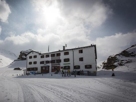 Heidelberger Hütte im Winter