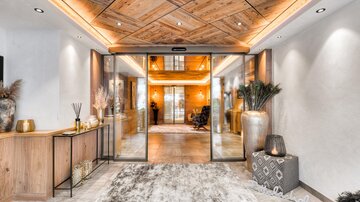 SonneIschgl_09-24_Architektur_72dpi_045
